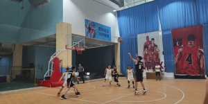 以篮球之名燃动团队之魂——临沂联通2025年职工篮球赛点燃夏日激情