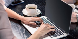 警惕！代理退保黑产会这样误导您拨打投诉电话