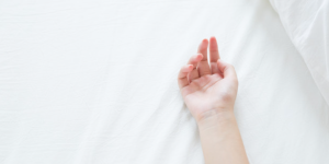 从病危通知书到希望之光：平安福多重保障为客户家庭撑起希望