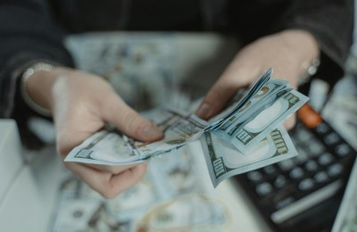 新手怎么炒黄金？贵金属投资平台可能远比你想的更复杂