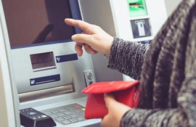 “代退”中介以“维权”“之名 煽动消费者跌入陷阱