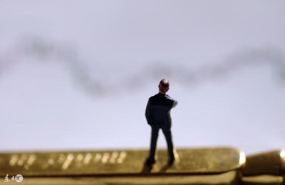 股票600707(彩虹股票600707)