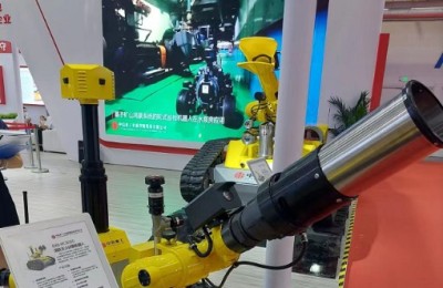 实探世界机器人大会：上市公司多款新品亮相 美团展示3D分拣机器人！相关板块涨停潮